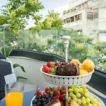 Sunny 3br Large Flat - Amzei Square - 3 Balconies Apartment