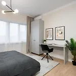 Sunny 3br Large Flat - Amzei Square - 3 Balconies