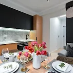 Apartment Sunny 3br Large Flat - Amzei Square - 3 Balconies Bucharest