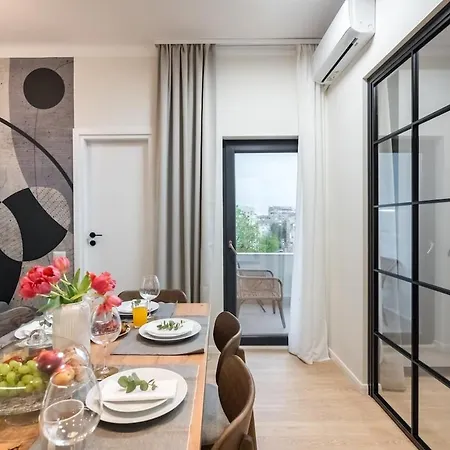 Appartement Sunny 3br Large Flat - Amzei Square - 3 Balconies *