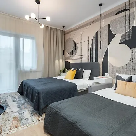 Apartment Sunny 3br Large Flat - Amzei Square - 3 Balconies Bucharest