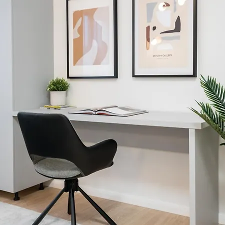 Sunny 3br Large Flat - Amzei Square - 3 Balconies Appartement *