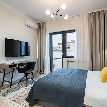 Appartement Sunny 3br Large Flat - Amzei Square - 3 Balconies *