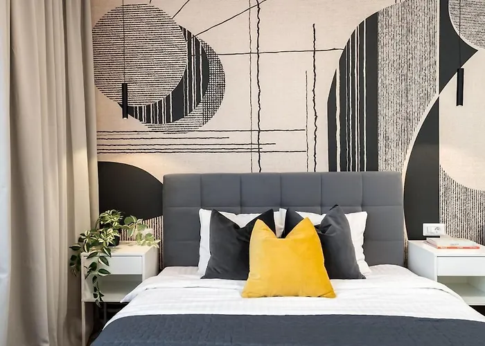 Sunny 3br Large Flat - Amzei Square - 3 Balconies Apartamento Bucareste