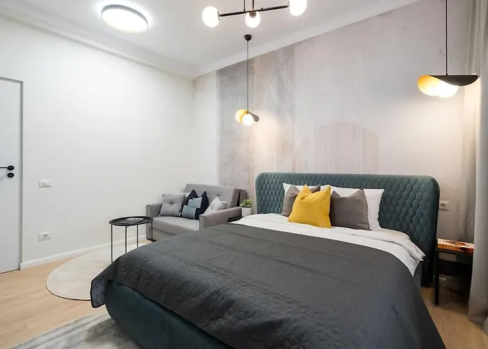 Sunny 3br Large Flat - Amzei Square - 3 Balconies Apartamento Bucarest
