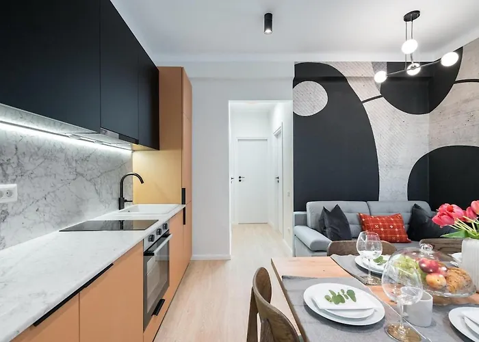 Апартаменты Sunny 3br Large Flat - Amzei Square - 3 Balconies *